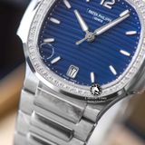Đồng Hồ Patek Philippe Nautilus 7118/1200A-001 Rep 1:1 Chế Tác Vỏ Bạc Mặt Xanh Dương Dây Kim Loại