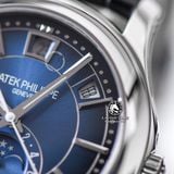 Đồng Hồ Patek Philippe Complications 5205G-013 Rep 1:1 Chế Tác Vỏ Bạc Mặt Xanh Dương Dây Da