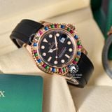 Đồng Hồ Rolex Yacht-Master 40mm 116695 SATS Rep 1:1 Chế Tác Vỏ Vàng Hồng Niềng Bezel Đính Đá Cầu Vồng Mặt Đen Dây Cao Su