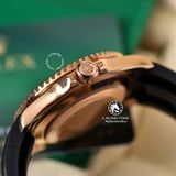 Đồng Hồ Rolex Yacht-Master 40mm 116695 SATS Rep 1:1 Chế Tác Vỏ Vàng Hồng Niềng Bezel Đính Đá Cầu Vồng Mặt Đen Dây Cao Su