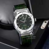 Đồng Hồ Hublot Classic Fusion 42mm Rep 1:1 Chế Tác Vỏ Bạc Titanium Mặt Số Xanh Lá Chải Tia Dây Cá Sấu 542.NX.8970.LR