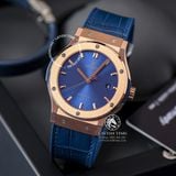 Đồng Hồ Hublot Classic Fusion 42mm Rep 1:1 Chế Tác Vỏ Vàng Hồng Titanium Mặt Số Xanh Dương Chải Tia Dây Cá Sấu 542.OX.7180.LR