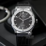 Đồng Hồ Hublot Classic Fusion 42mm Rep 1:1 Chế Tác Vỏ Bạc Titanium Mặt Số Xám Chải Tia Dây Cá Sấu 542.NX.7071.LR