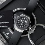 Đồng Hồ Hublot Big Bang 44mm Rep 1:1 Chế Tác Vỏ Bạc Mặt Carbon Đen Cọc Vạch 301.SM.1770.RX