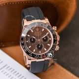 Đồng Hồ Rolex Cosmograph Daytona 116515-0041 Rep 1:1 Chế Tác Vỏ Vàng Hồng Mặt Nâu Chocolate Dây Cao Su