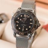 Đồng Hồ Omega Seamaster Diver 300M James Bond 007 No Time To Die 42 mm 210.90.42.20.01.001 Rep 1:1 Chế Tác Vỏ Bạc Mặt Đen Dây Kim Loại