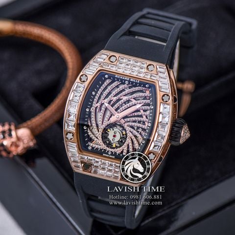 Đồng Hồ Richard Mille RM 51-02 Tourbillon Diamond Twister Rep 1:1 Cao Cấp Vỏ Vàng Hồng Đính Đá Baguette Mặt Đính Đá Dây Cao Su