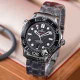 Đồng Hồ Omega Seamaster Diver 300M Co‑Axial Master Chronometer 42 mm 210.30.42.20.01.001 Rep 1:1 Chế Tác Vỏ Bạc Mặt Đen Dây Kim Loại