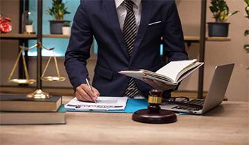 Luật sư uy tín tại Bình Thuận, cùng bạn giải quyết vấn đề pháp lý