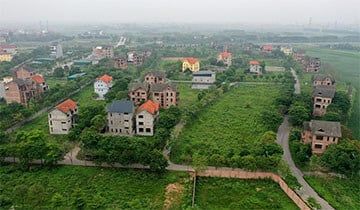 Tham gia giải quyết tranh chấp đất đai