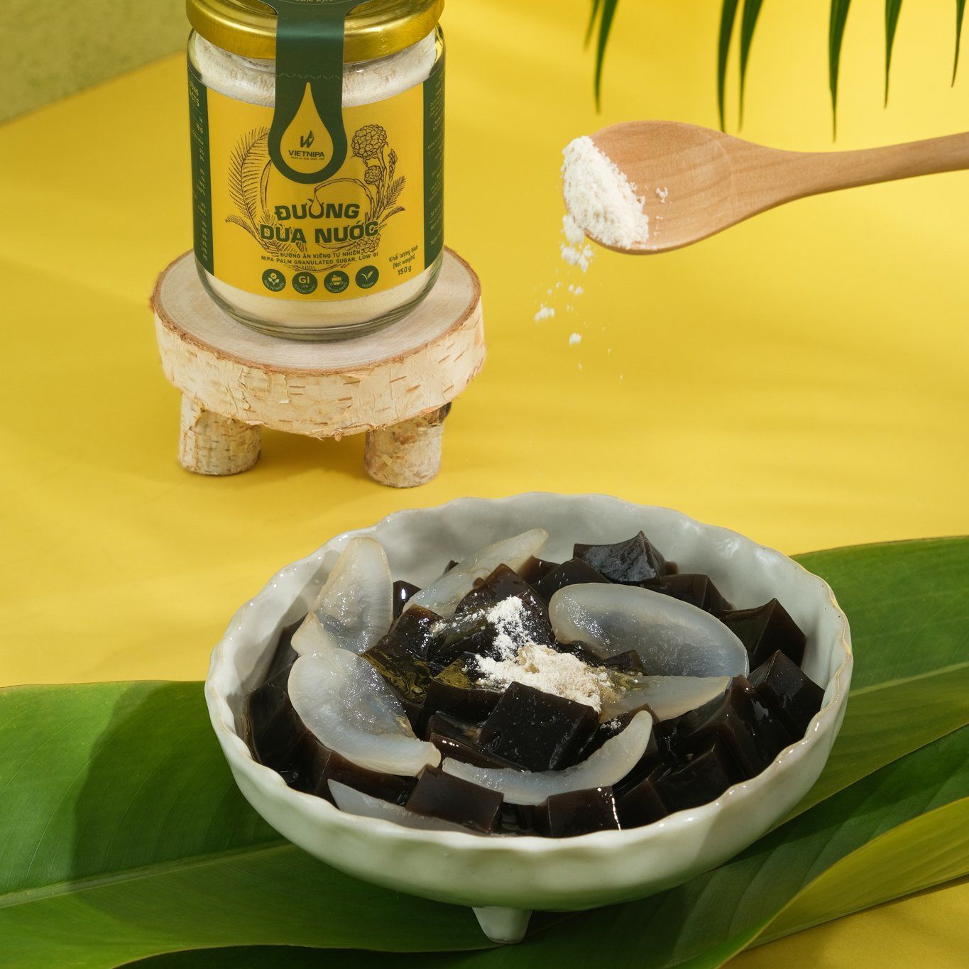  Đường Dừa Nước Hữu Cơ VIETNIPA - 550g 