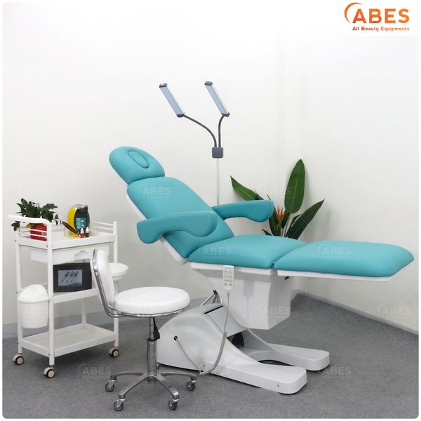  Giường tiểu phẫu chỉnh điện Hi-MEC HMBB-8040 (Xanh y tế) 