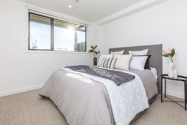  Queen/Double Bedroom 