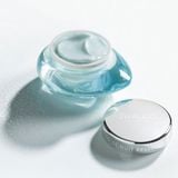  Kem đêm giúp tái tạo và tăng cường cấp nước cho da Revitalising Night Cream 