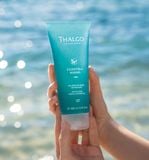  Gel tắm làm sạch với hương thơm tươi mát từ biển Revitalising Marine Shower Gel 