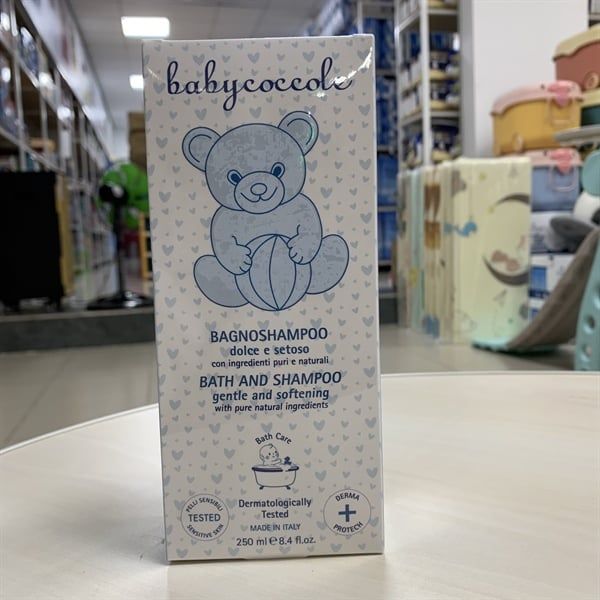 Sữa tắm gội cho bé Babycoccole 0M+ an toàn cho trẻ sơ sinh & em bé chiết xuất hoa sen 250ml