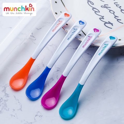 THÌA MỀM SILICON BÁO NÓNG MUNCHKIN 4 CÁI