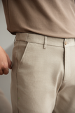  QUẦN KAKI NAM LƯNG CO RÚT 150-SLIM FIT KEM BE 