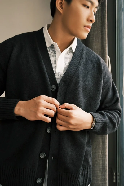  KHOÁC NAM DỆT KIM 605-REGULAR FIT ĐEN 