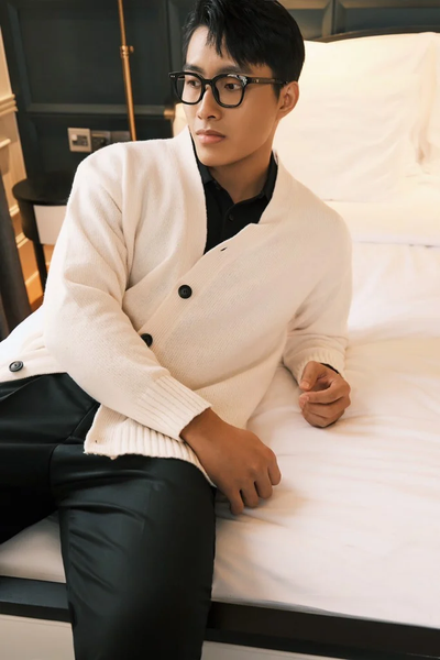  KHOÁC NAM DỆT KIM 605-REGULAR FIT KEM 