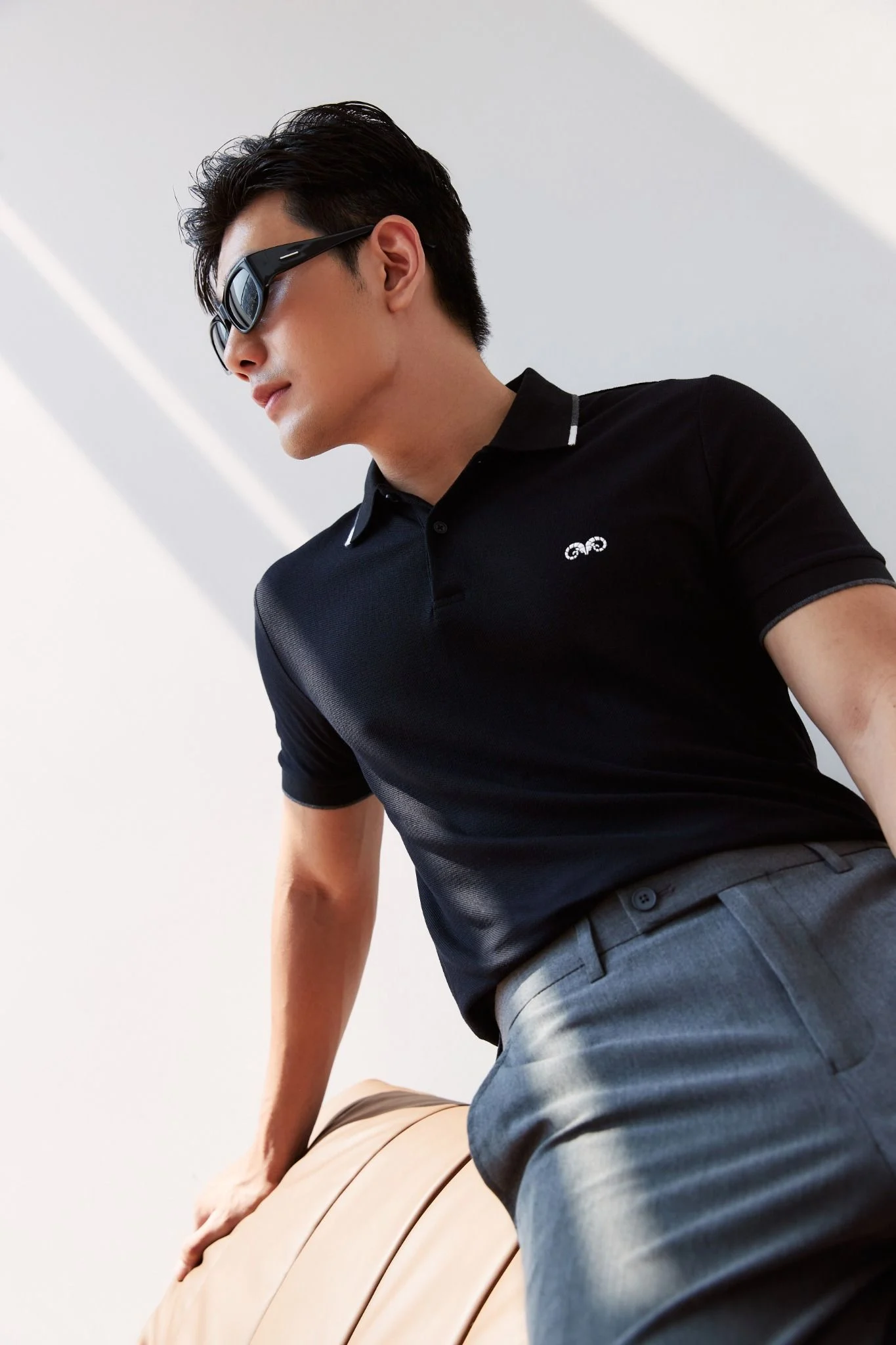  POLO NAM 8875-ĐEN CHỈ XÁM CỔ 
