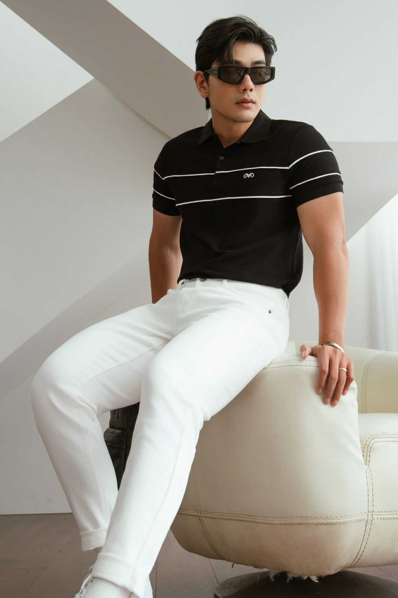  POLO NAM 8887-SLIM FIT ĐEN 2 SỌC NGỰC TRẮNG 