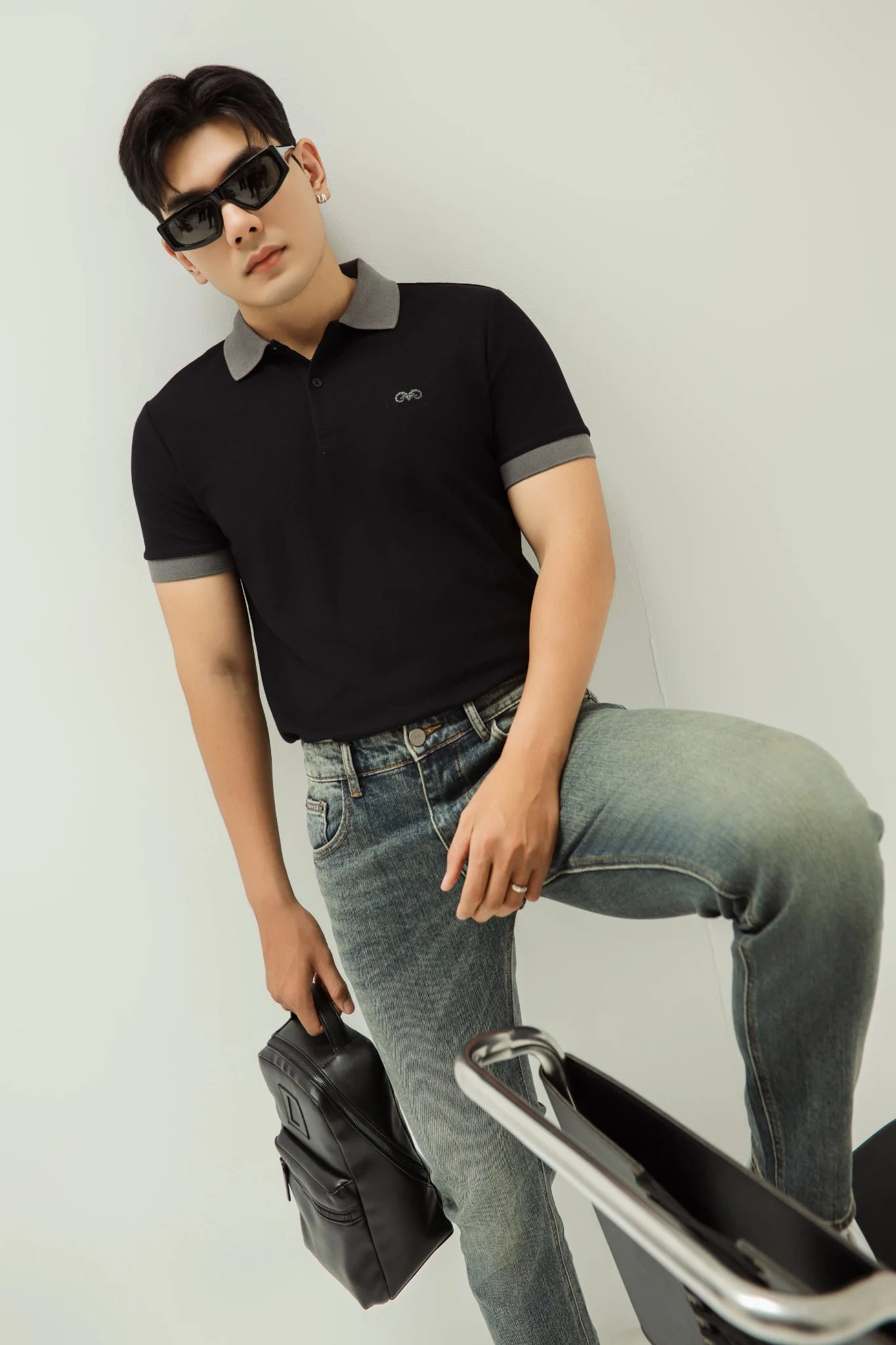  POLO NAM 8899-SLIM FIT ĐEN CỔ XÁM CHÌ 