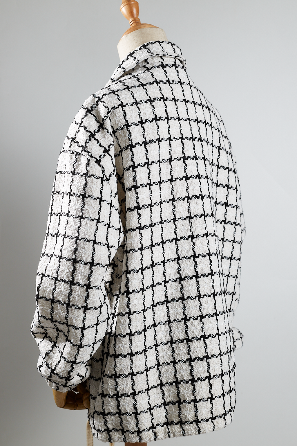  KHOÁC NAM NỮ B222-TRẮNG 