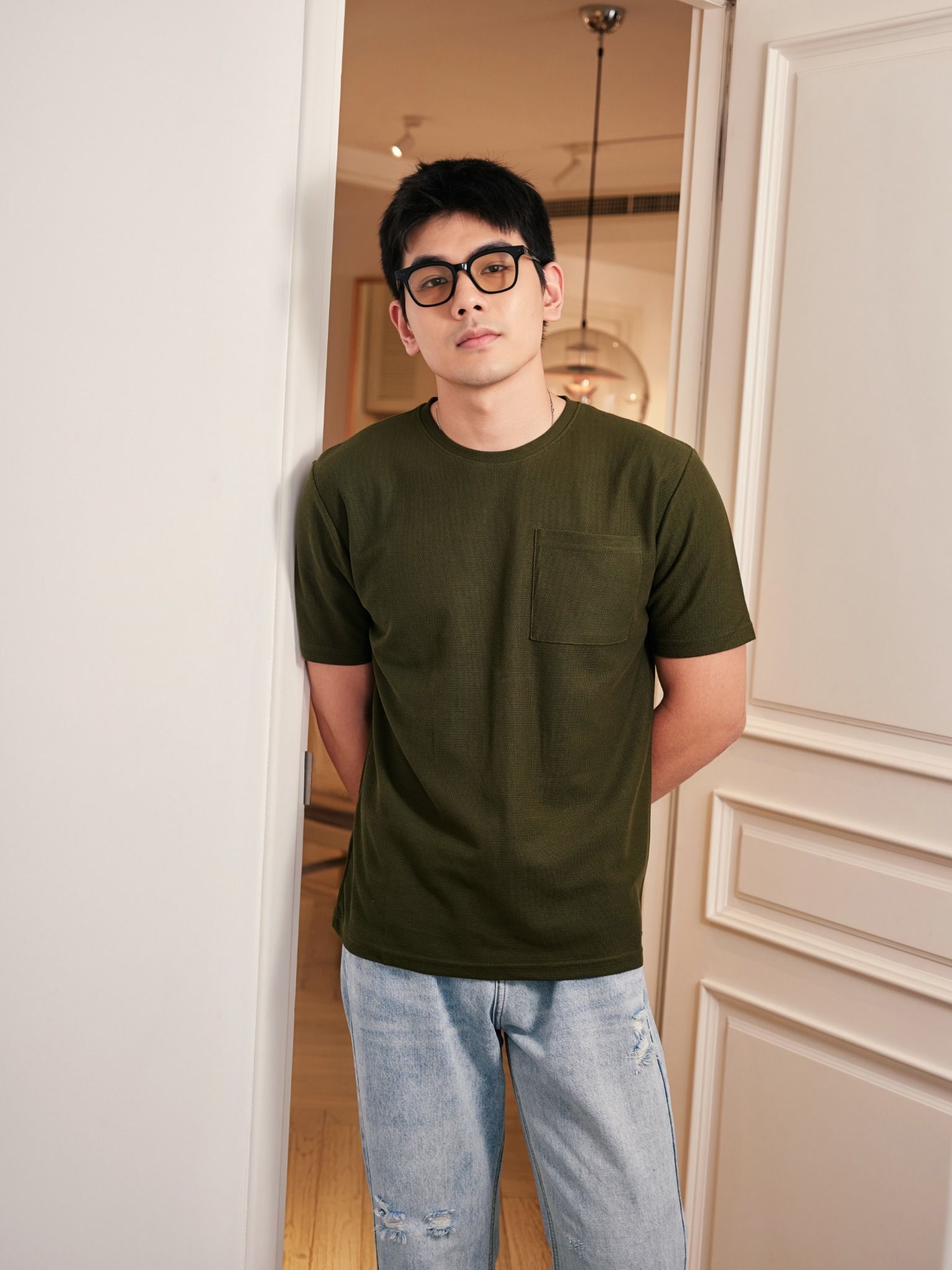  ÁO THUN NAM T663-REGULAR FIT RÊU ĐẬM CÓ TÚI 