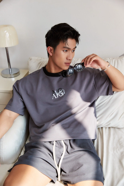  ÁO THUN NAM T708-XÁM CHÌ BO CỔ ĐEN 