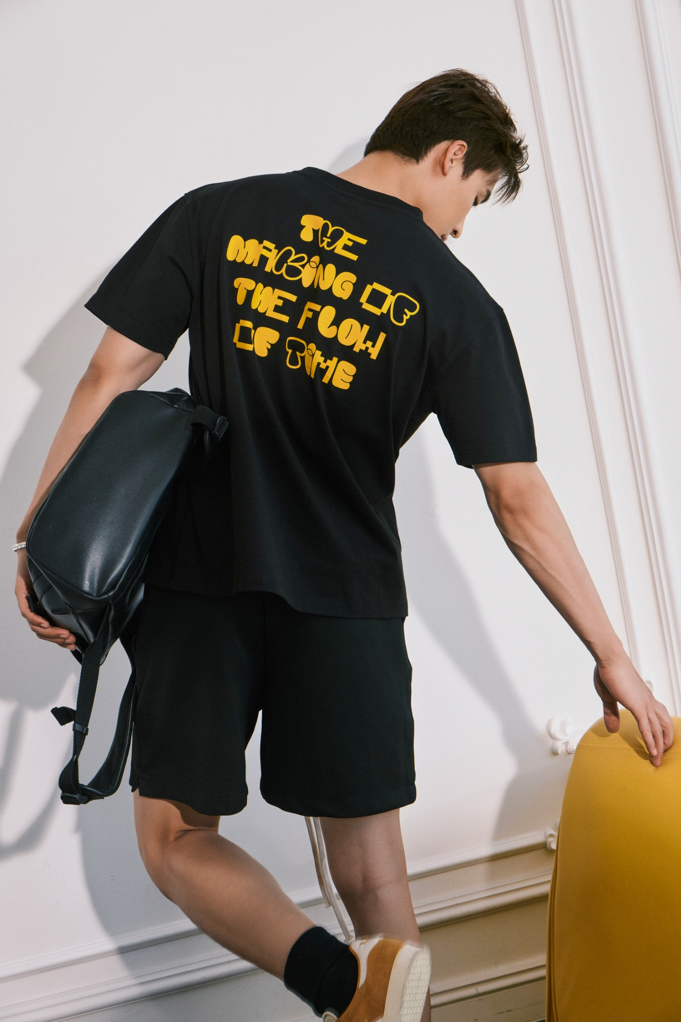  ÁO THUN NAM TL06-LOOSE FIT ĐEN 