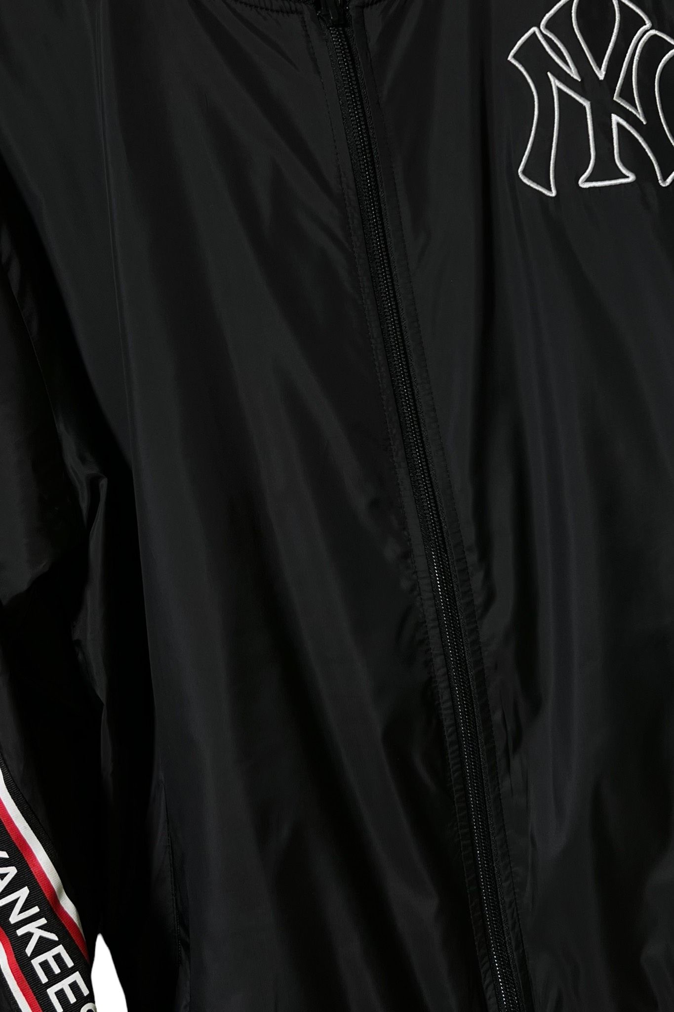  KHOÁC NAM YANKI-ĐEN 