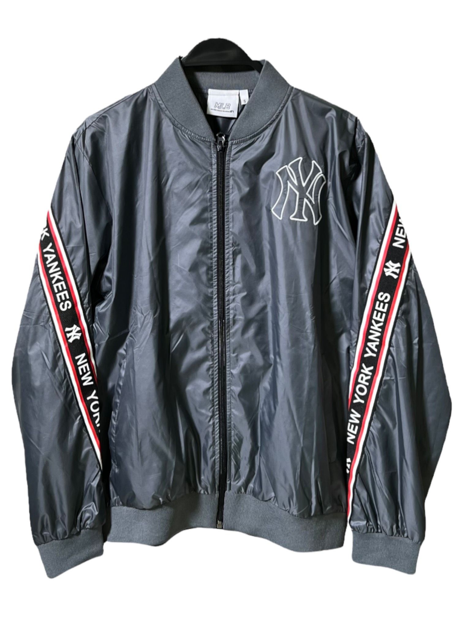  KHOÁC NAM YANKI-XÁM 