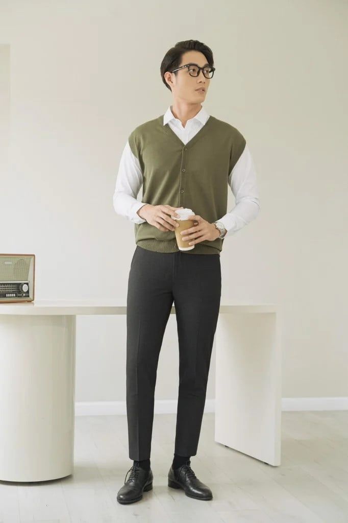  ÁO THUN NAM CADIGAN DỆT KIM 6853-REGULAR FIT RÊU 
