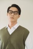  ÁO THUN NAM CADIGAN DỆT KIM 6853-REGULAR FIT RÊU 