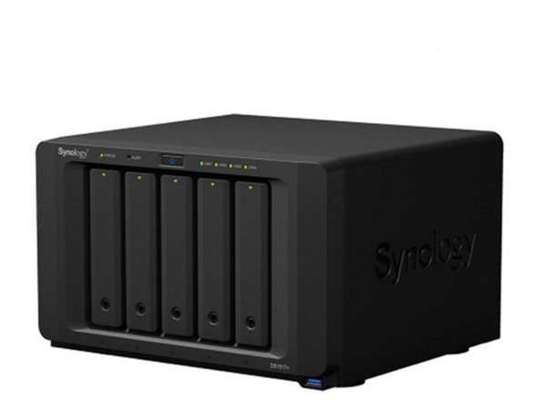 Synology DS1817+2GB