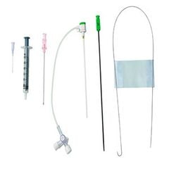 Bộ dụng cụ mở đường vào mạch máu (qua đường động mạch quay)