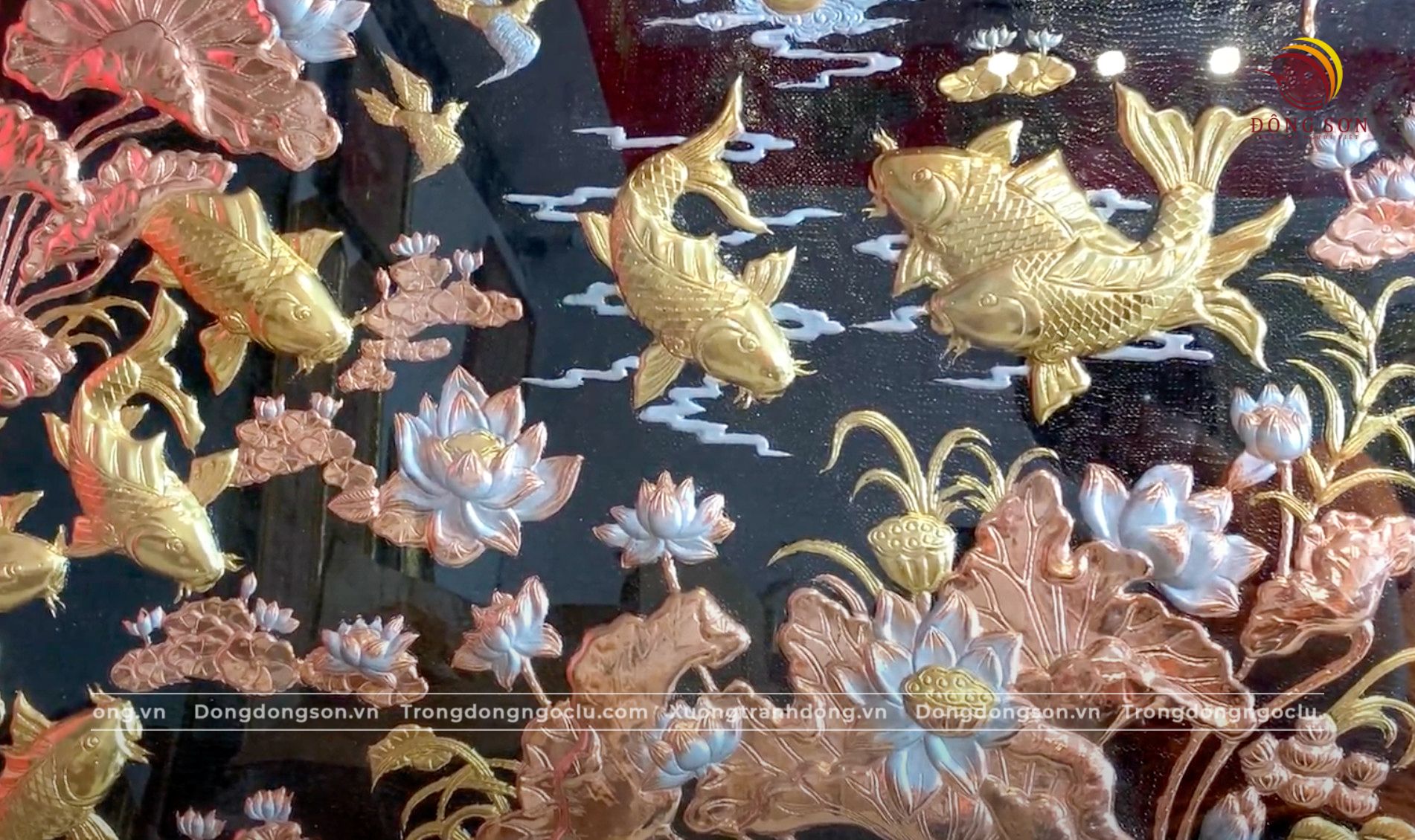 tranh cuu ngu quan hoi bang dong vang nen den da vang bac kich thuoc 1m7x90cm