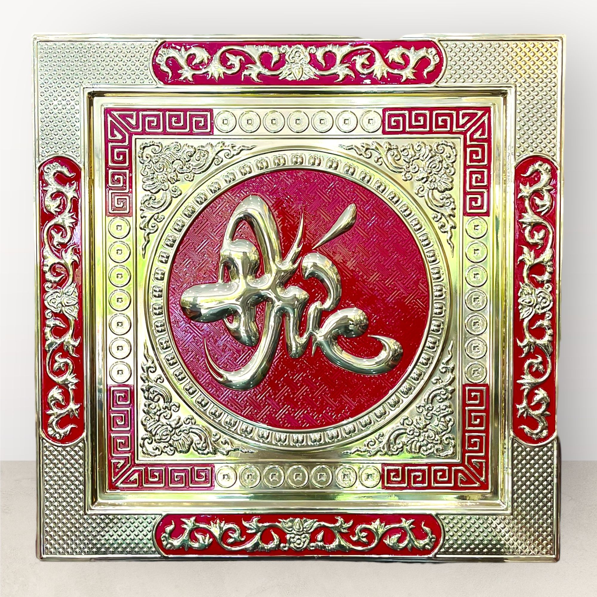 tranh qua tang chu duc bang dong vang khung dong kich thuoc 70x70cm mau 2 xuong tranh dong