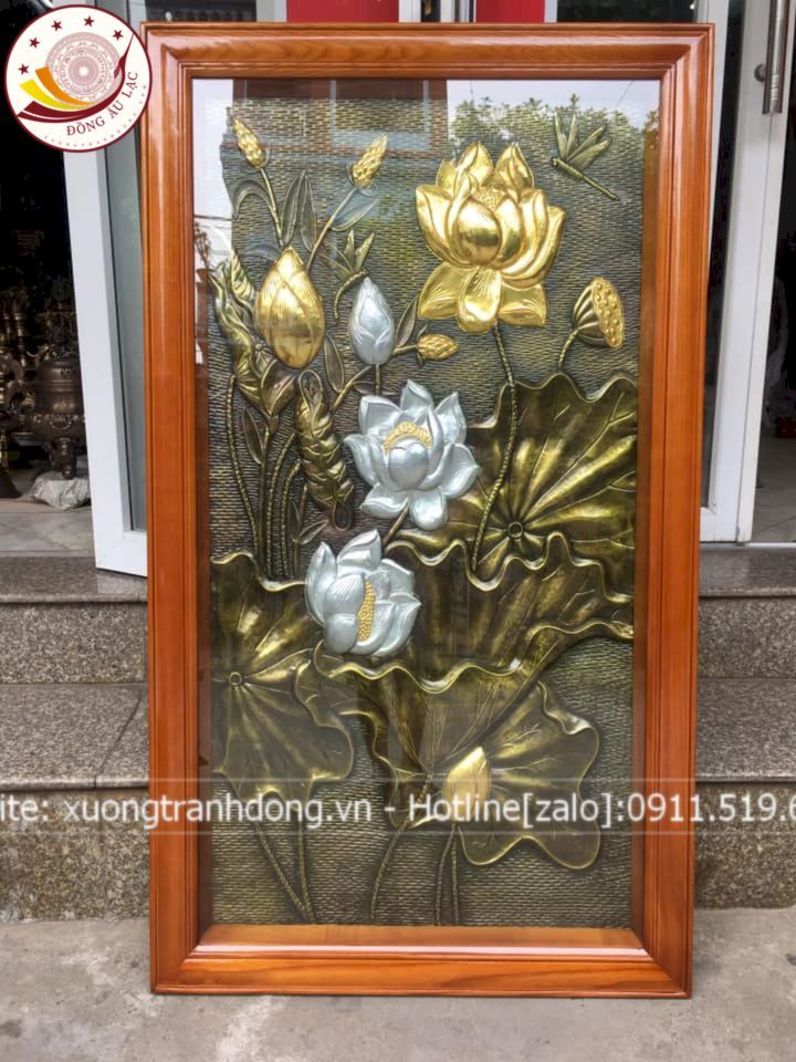 tranh hoa sen dong vang dat vang bac 1m39x79cm xuong tranh dong