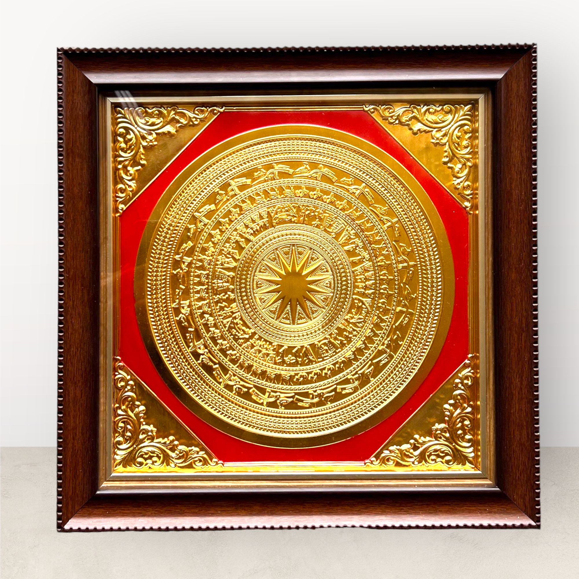tranh qua tang tranh trong bang dong vang ma vang 24k kich thuoc 42x42cm mau 1 xuong tranh dong