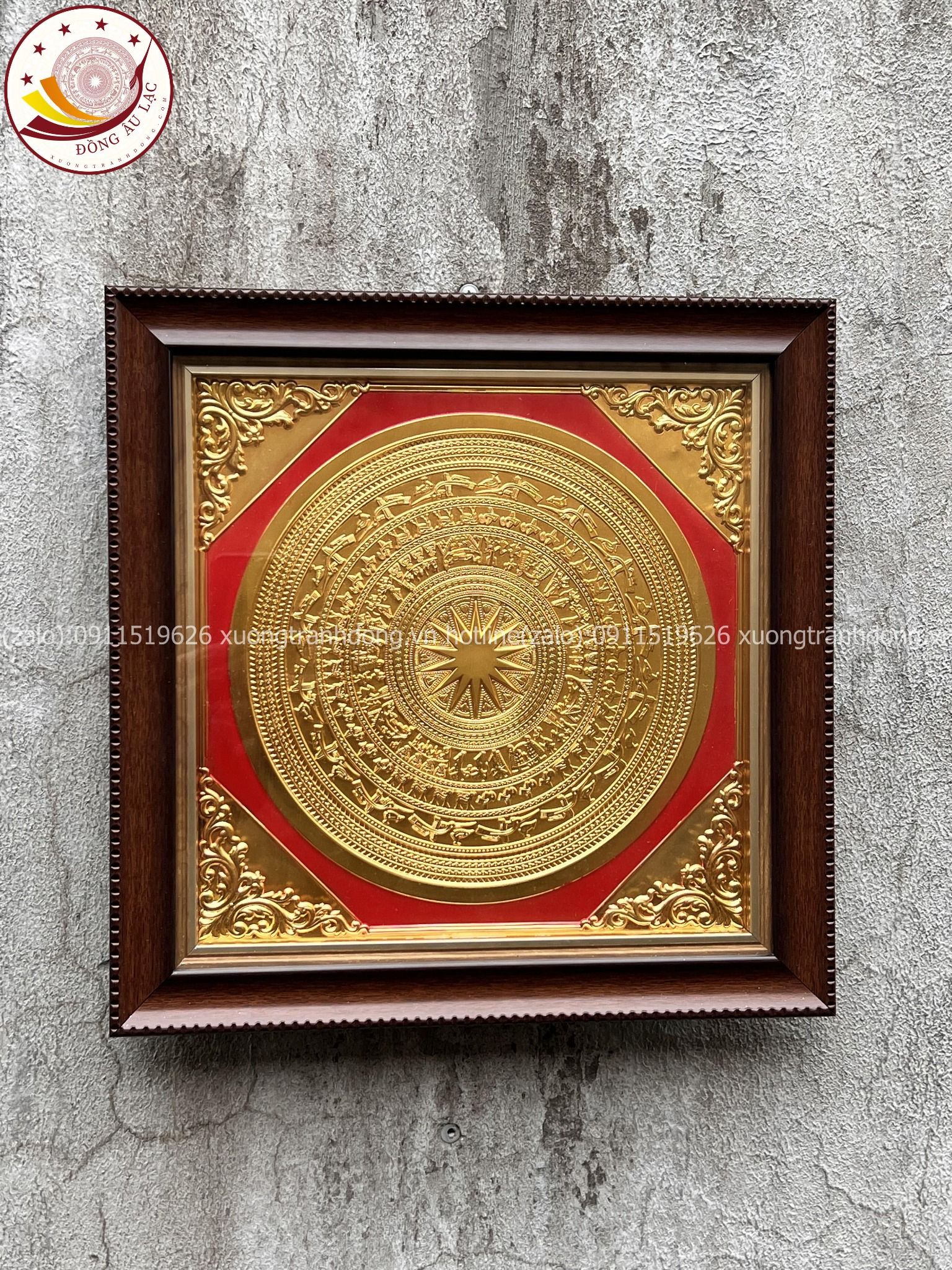 tranh qua tang tranh trong bang dong vang ma vang 24k kich thuoc 42x42cm mau 2 xuong tranh dong