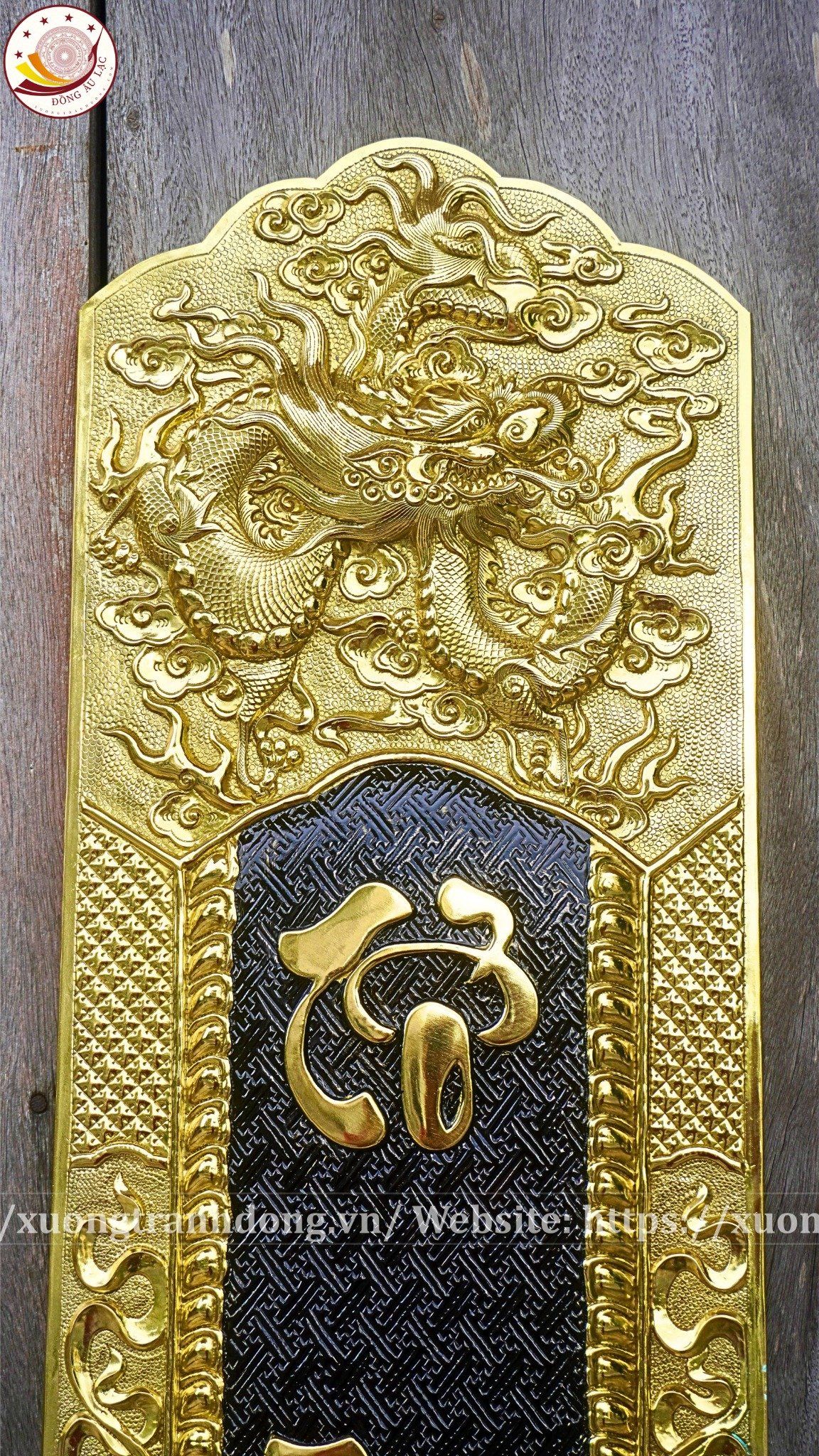 dai tu cau doi dong vang 176cm xuong tranh dong