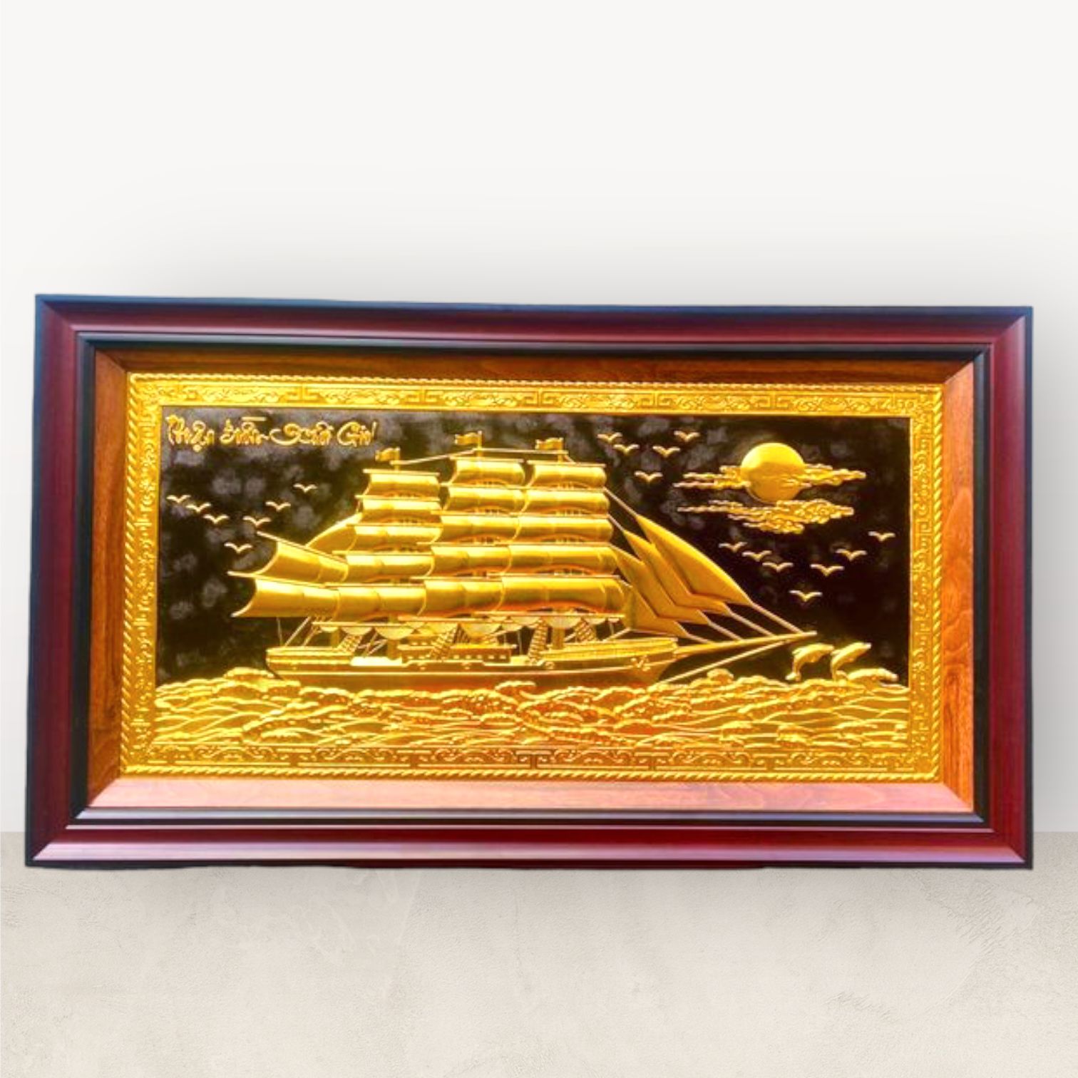 tranh qua tang thuan buom xuoi gio dong vang dat vang kich thuoc 50x80cm mau 1 xuong tranh dong