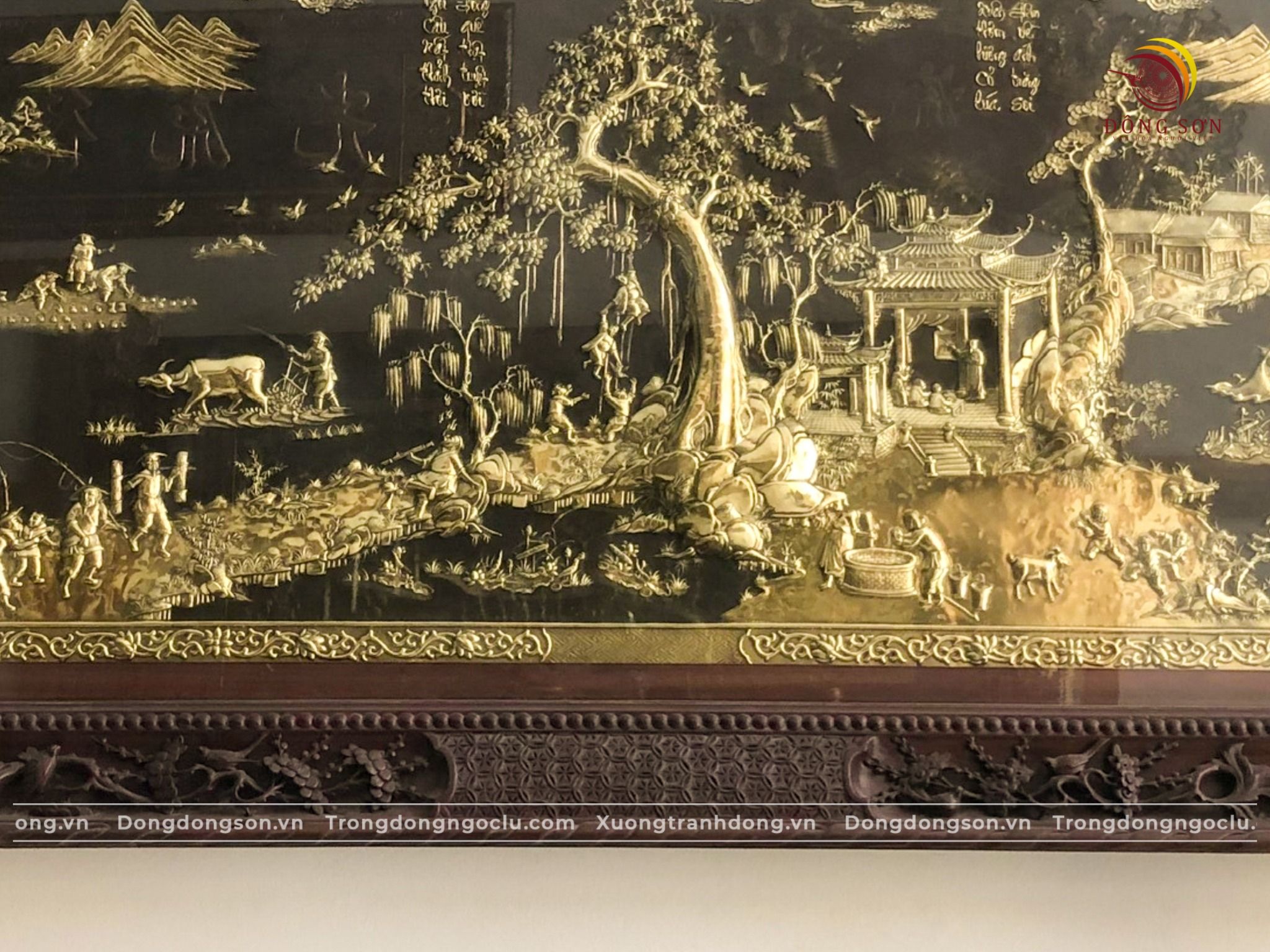 tranh dong que bang dong vang khung go gu duc hoa van kt 1m97x1m07