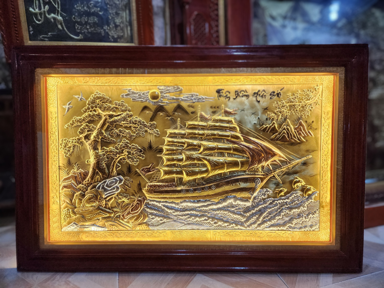tranh thuan buom xuoi gio bang dong vang nen xuoc dat vang bac kt 72cmx112cm xuong tranh dong