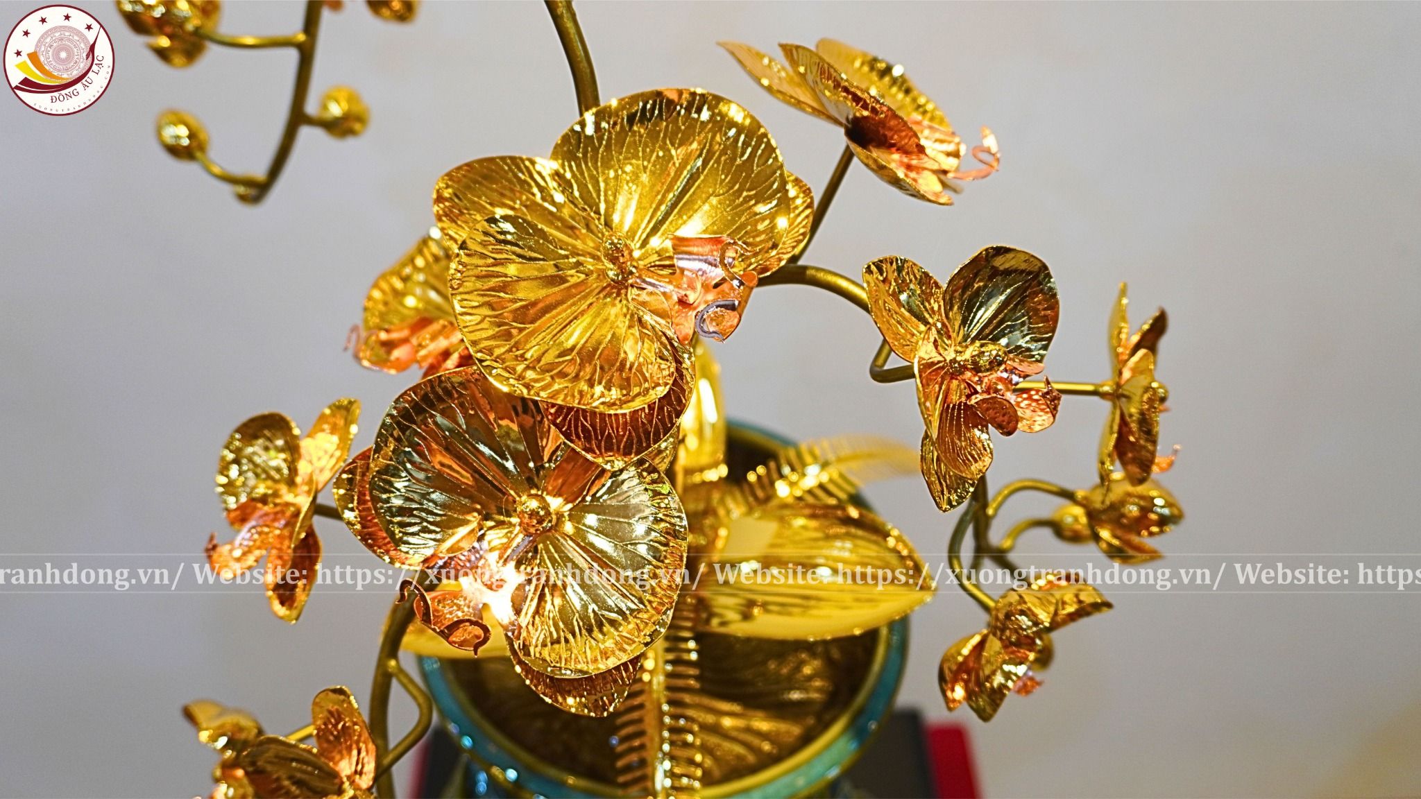 chau hoa lan 3 canh ma vang 24k xuong tranh dong