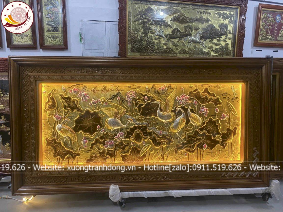 tranh sen hac dong vang dat vang bac ve mau 2m31x1m27 xuong tranh dong