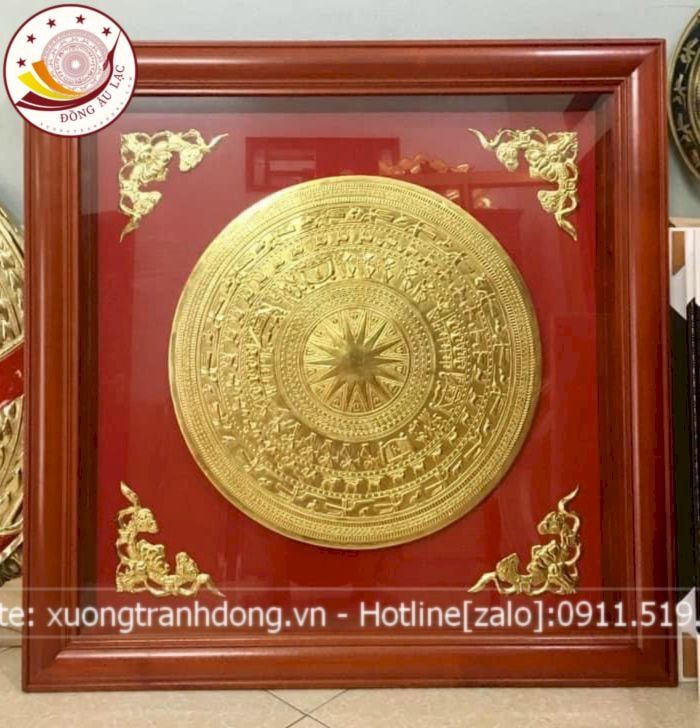 treo trống đồng trong nhà