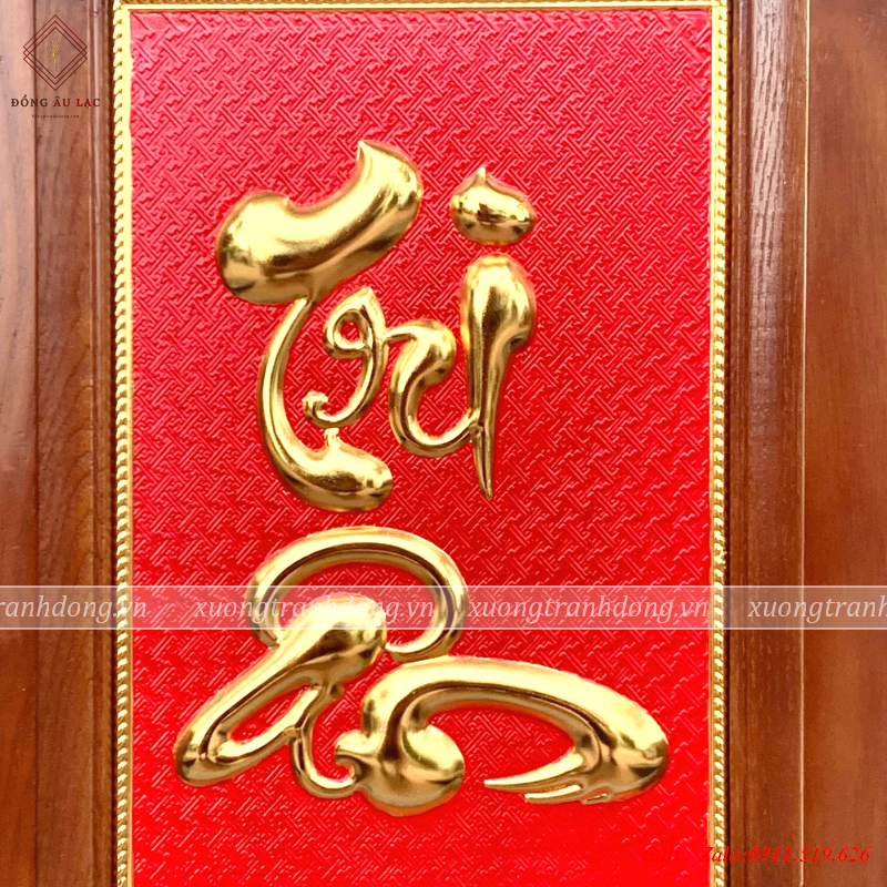 tranh chu tri an nen do bang dong kich thuoc 28 38 ma vang 24k